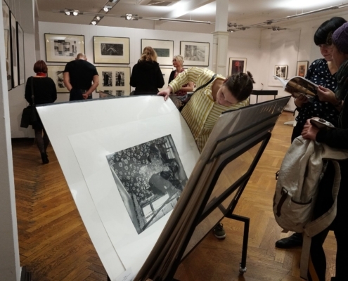 Blick in die Ausstellung der 35. Leipziger Grafikbörse
