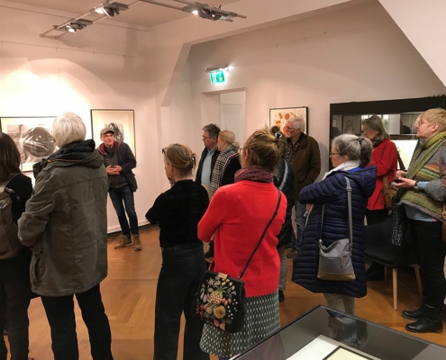 Neujahrsempfang der Leipziger Grafikbörse - Harald Alff führt durch die aktuelle Ausstellung „Turbulenzen“