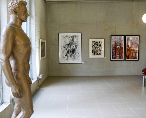 Blick in die Ausstellung der 37. Grafikbörse in der KunstWandelhalle Bad Elster