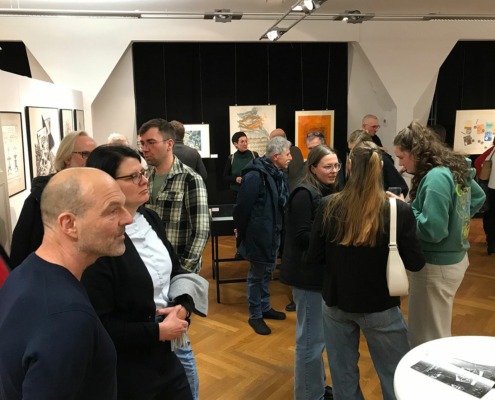 Eröffnung der 38. Leipziger Grafikbörse – Besucher in der Ausstellung