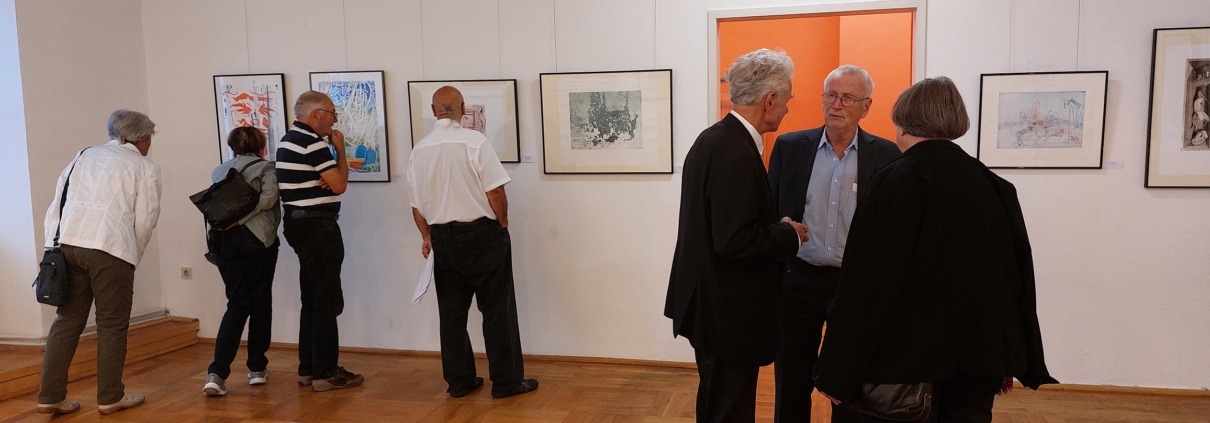 Eröffnung der 38. Leipziger Grafikbörse „SPIEL-RÄUME“ im Schloss Museum Glauchau – Blick in die Ausstellung